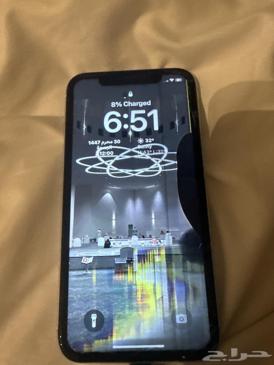 iPhone XR (Damaged)63741318661763111