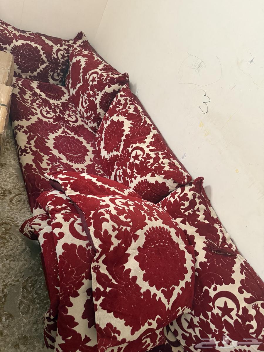 Heritage cushions with mats, small and large stove, and refrigerator for sale63743200642689110