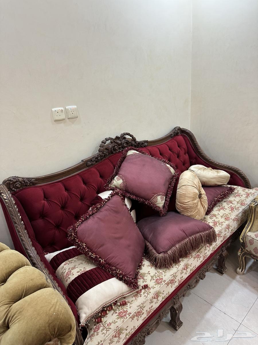 Sofas and tables for sale63745540793987111