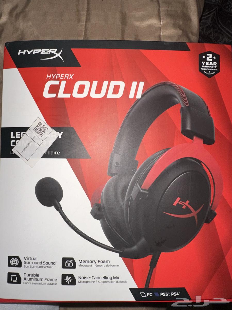 New HyperX headset, never used, with Apple earphones63671748746241110
