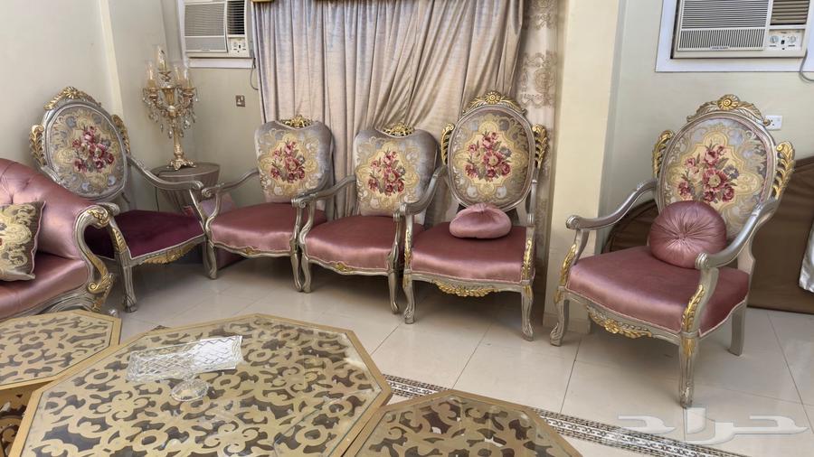 23-Person Set with Tables and Two Screens63747607299074111