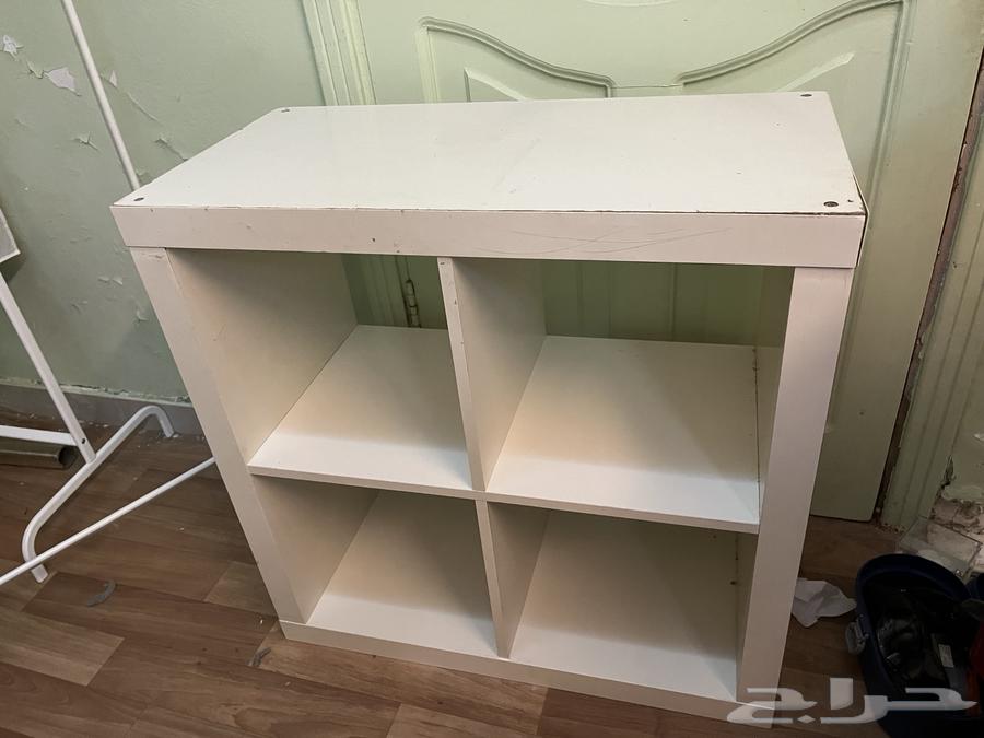 White shelves, used and clean from IKEA, only 100 SAR63740750962049110