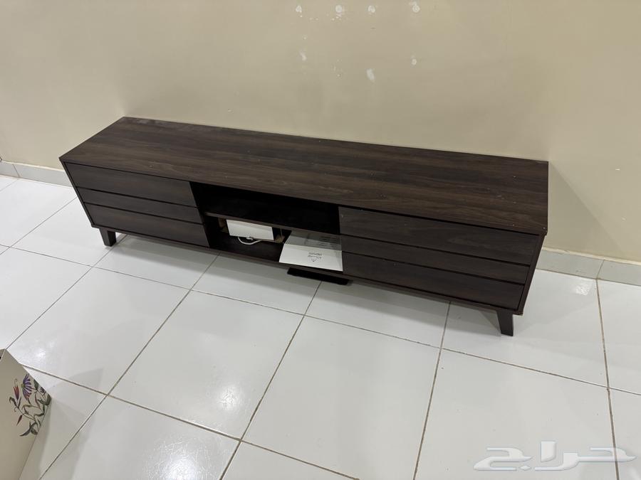 طاولة تلفزيون وطاولة كنب63748644976258111