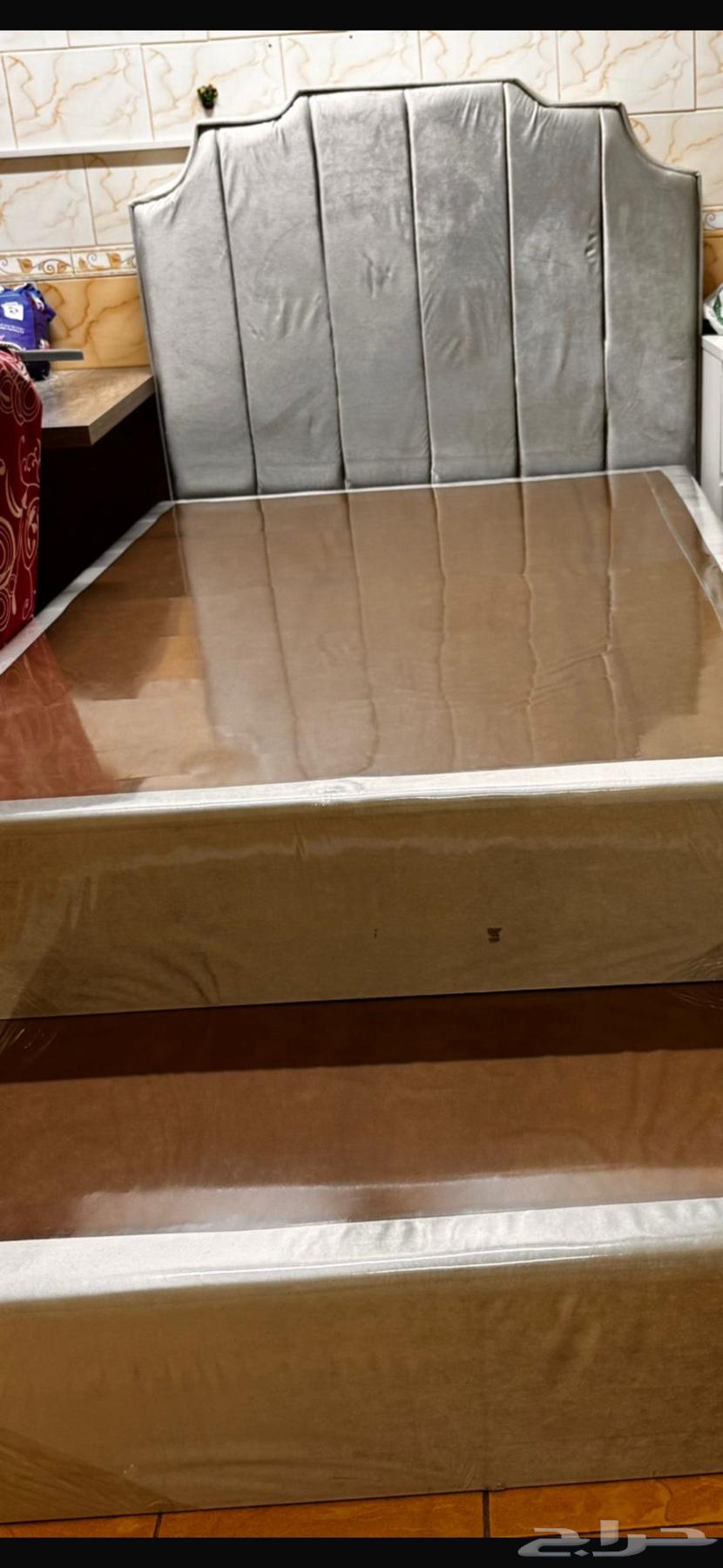 غرفة نوم دولاب أربعه متر وسريرين للبيع نظيفة جدا63739145984129110