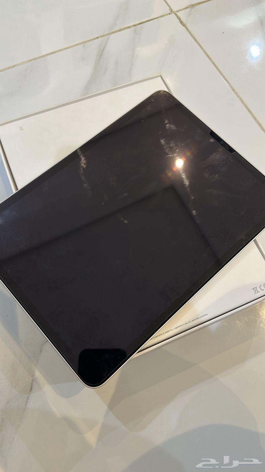 iPad Pro 3rd generation 256 GB, I took it to university but never used it63746403373185110