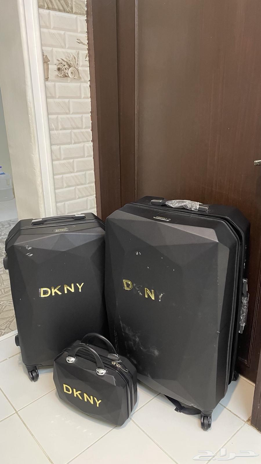 Three-piece large, medium, small duffel bag set63757356444419110