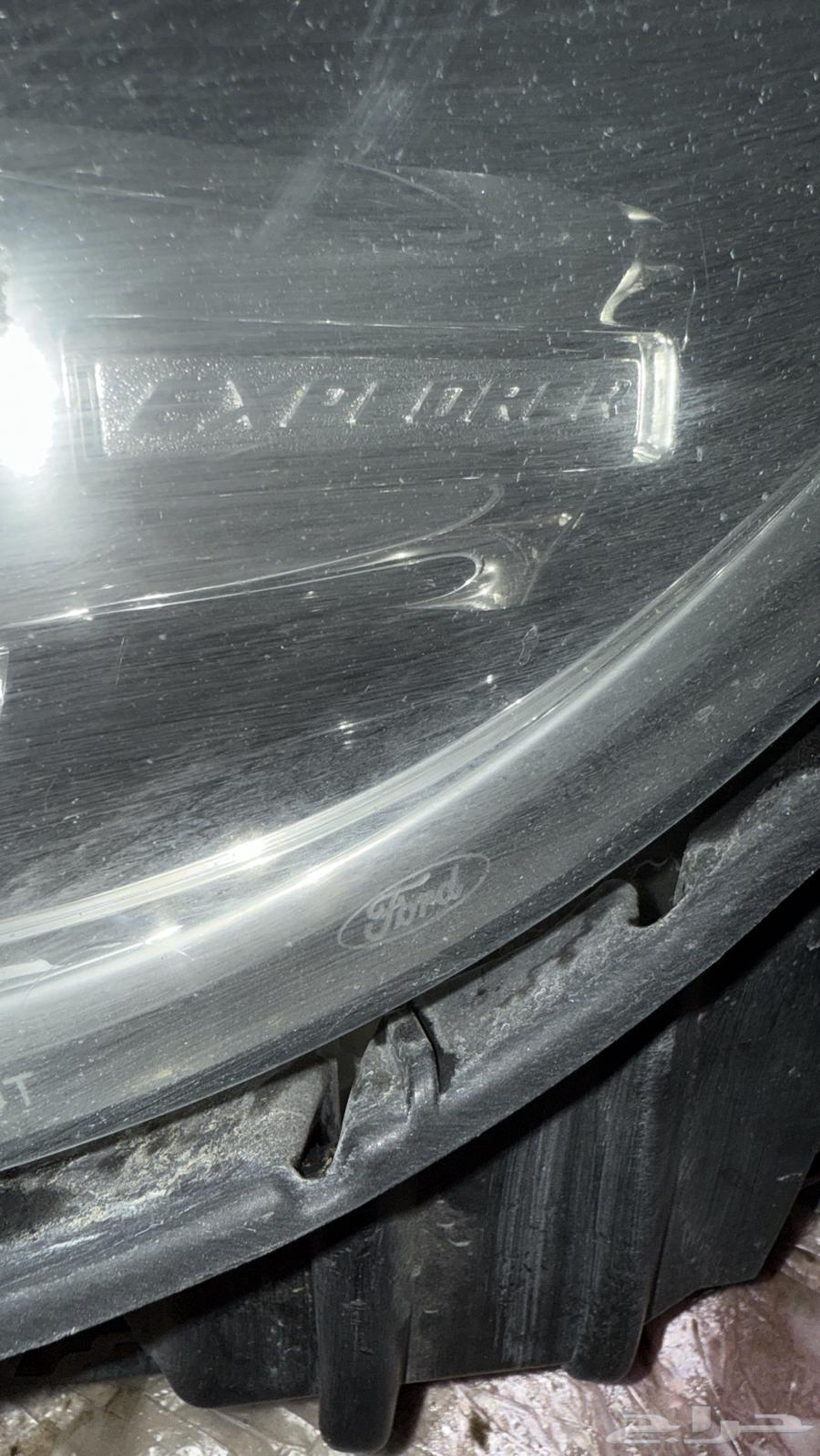 Original clean Ford Explorer 2013 candle and mirror63860084970242113