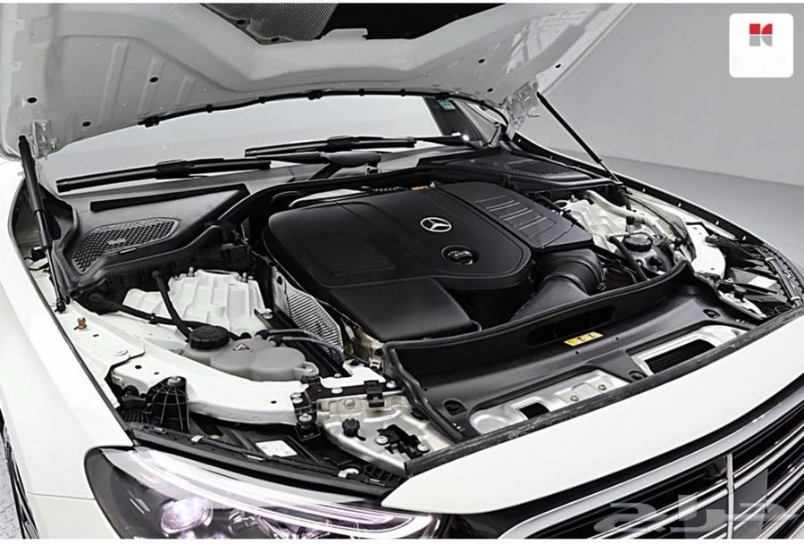 Mercedes E30063865285966594114