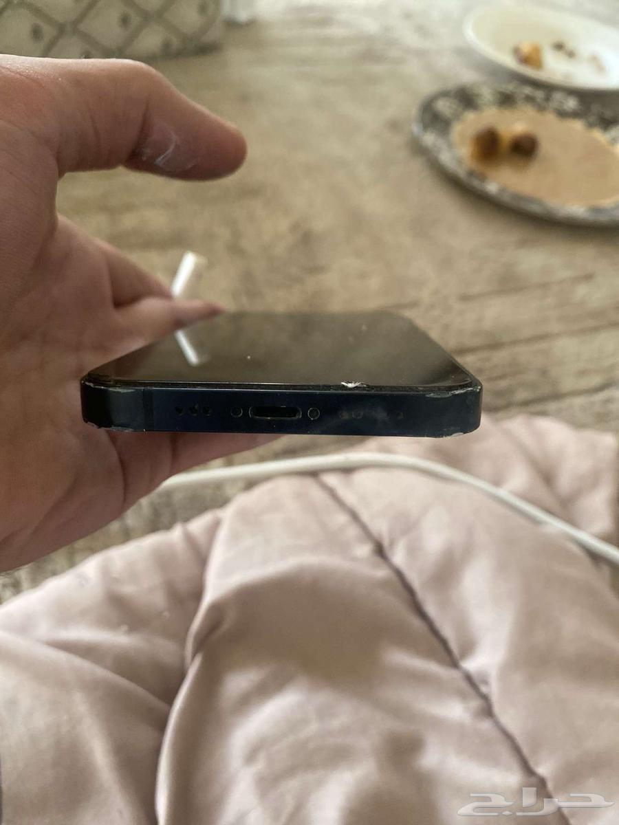 iPhone 13 regular, screen not opened, battery not opened, battery health 75%63753726709761111