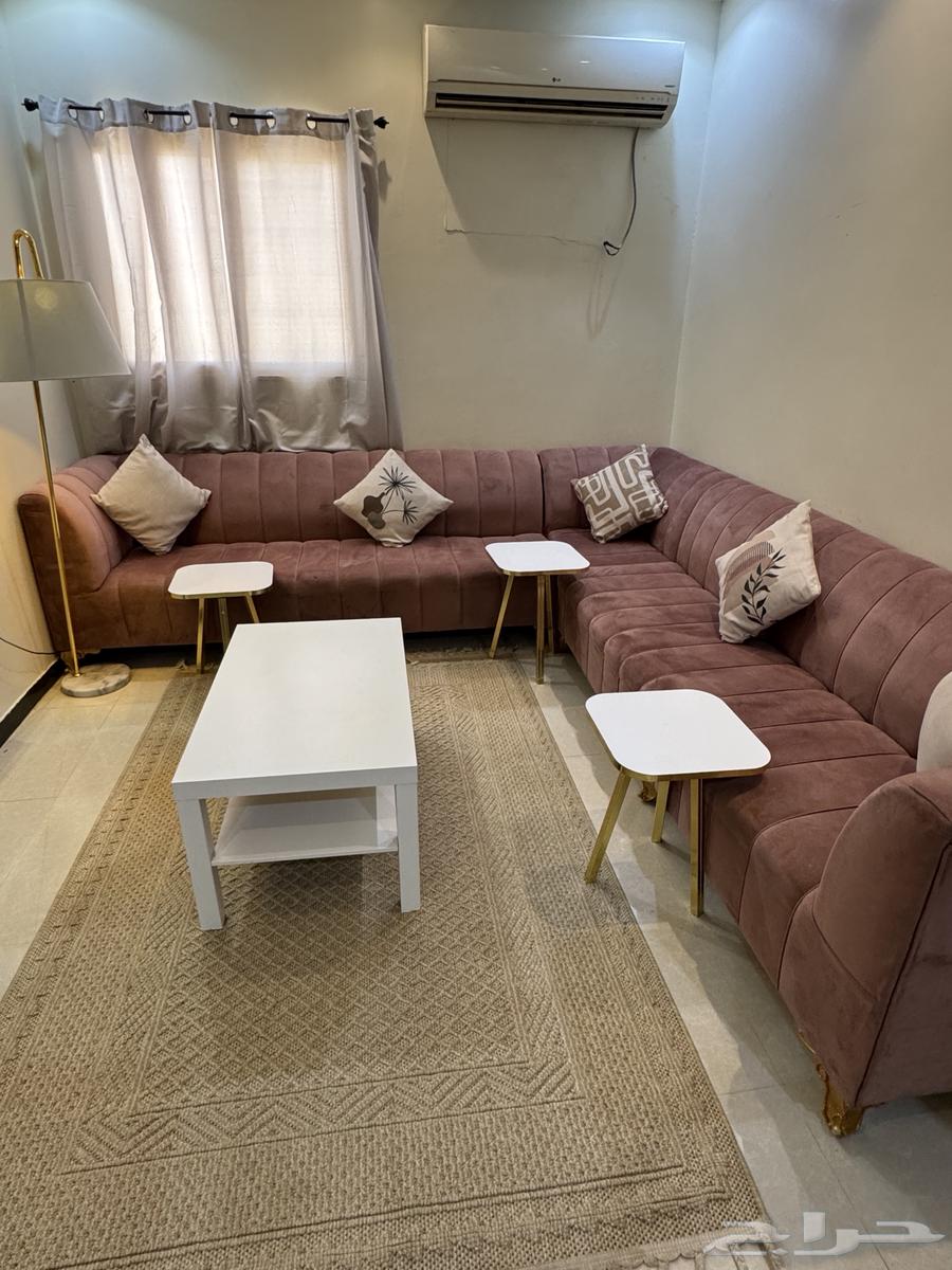 طقم مجلس متكامل ونظيف للبيع.63755683861761112