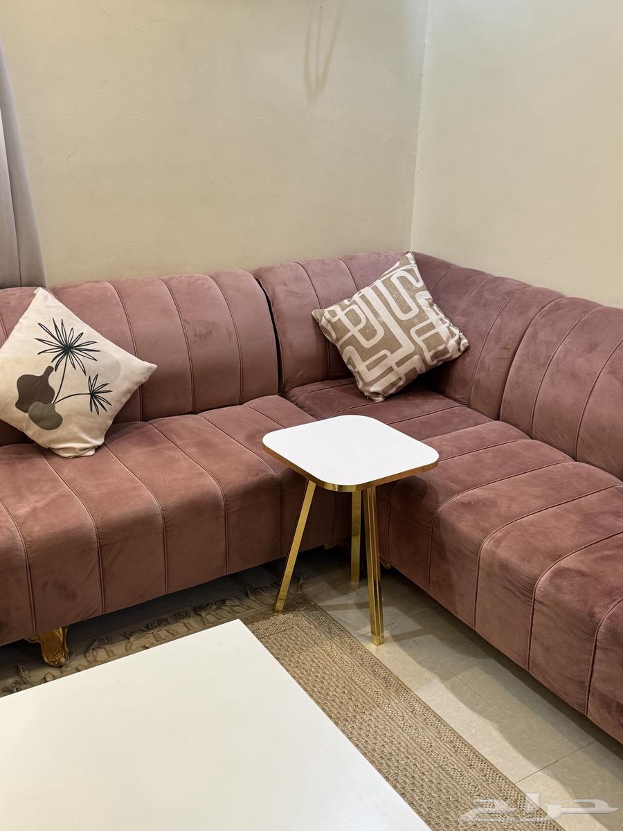 طقم مجلس متكامل ونظيف للبيع.63755683861761111