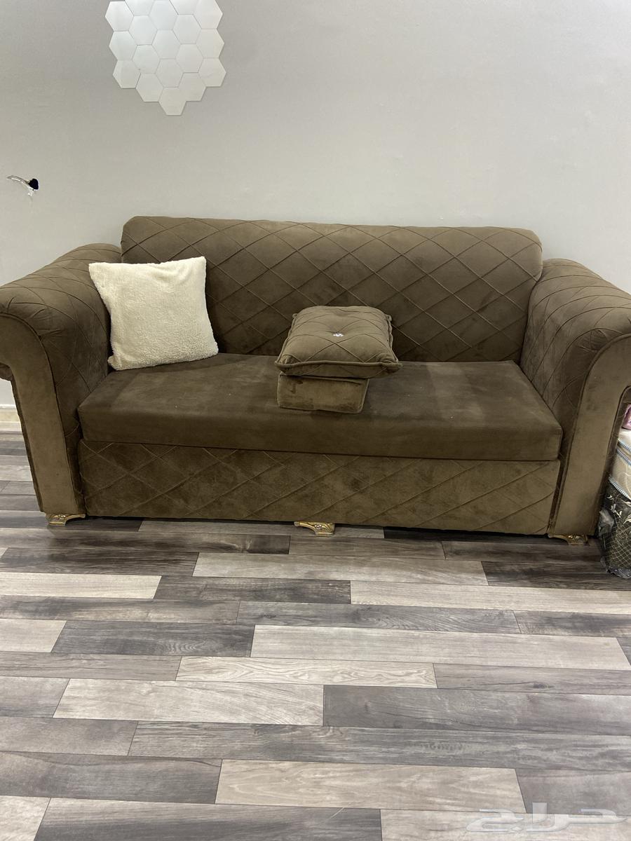 2 sofas of the same length and same color, clean63761609443843110