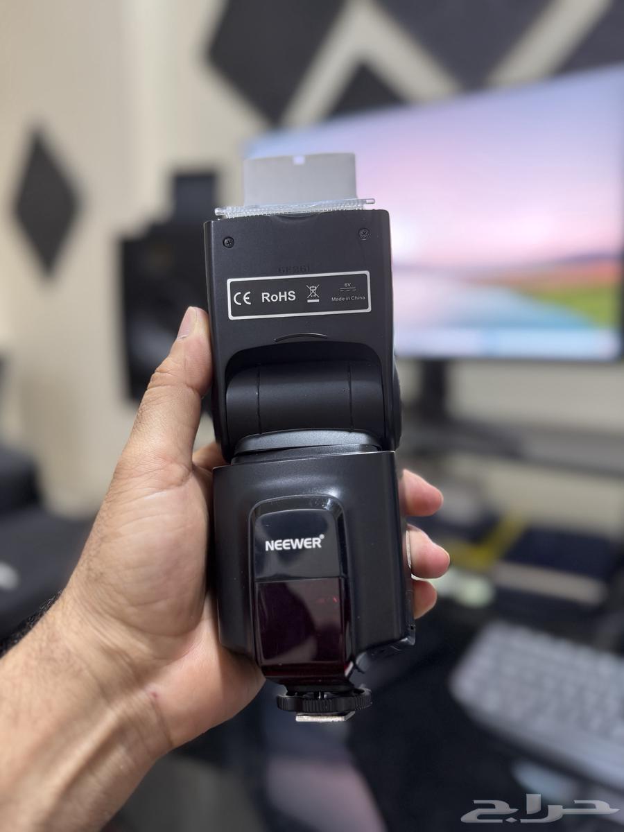 Nikon camera with camera flash and microphone for sale63759240626947113