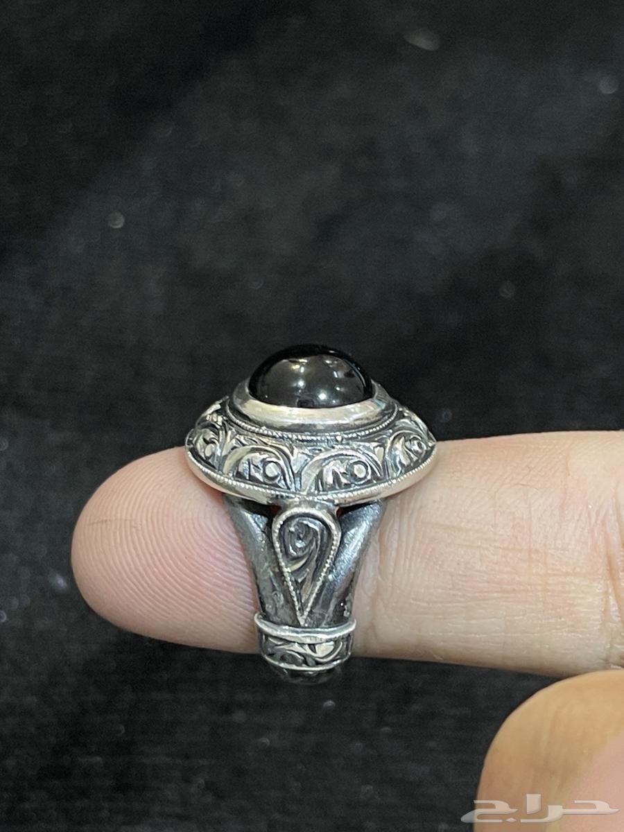 Seljuk-style onyx ring, fully handcrafted63760105521411112
