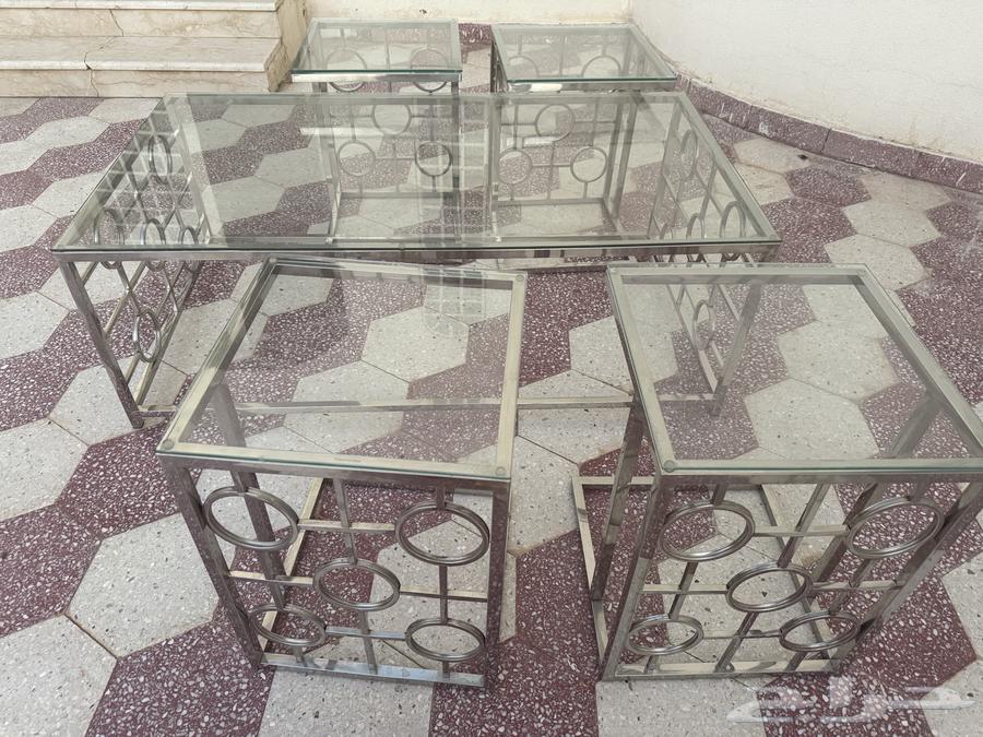 Table with 6 serving tables, very clean, without any scratches or breaks63758434134147110