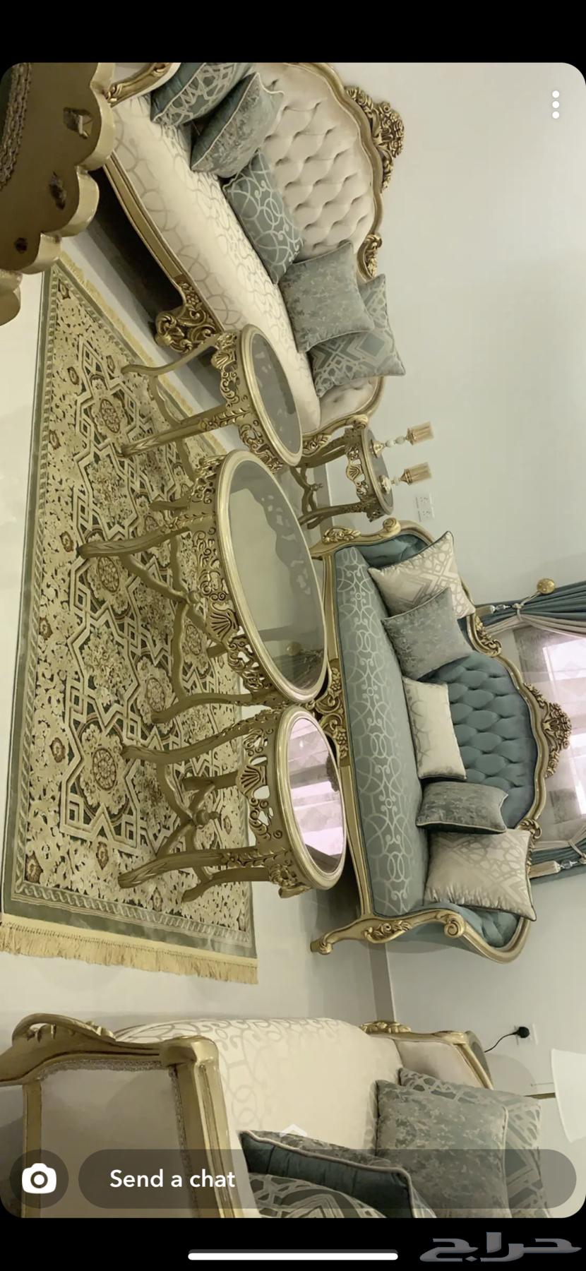 طقم كنب كلاسيك - شبه جديد63761514406913110