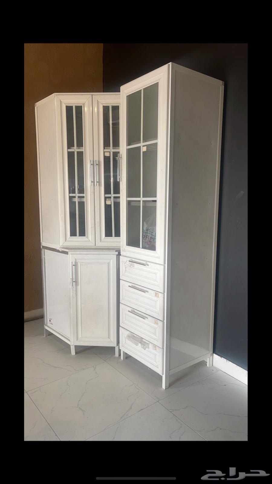 اثاث متنوع للبيع نظيف جدا63773227117697113