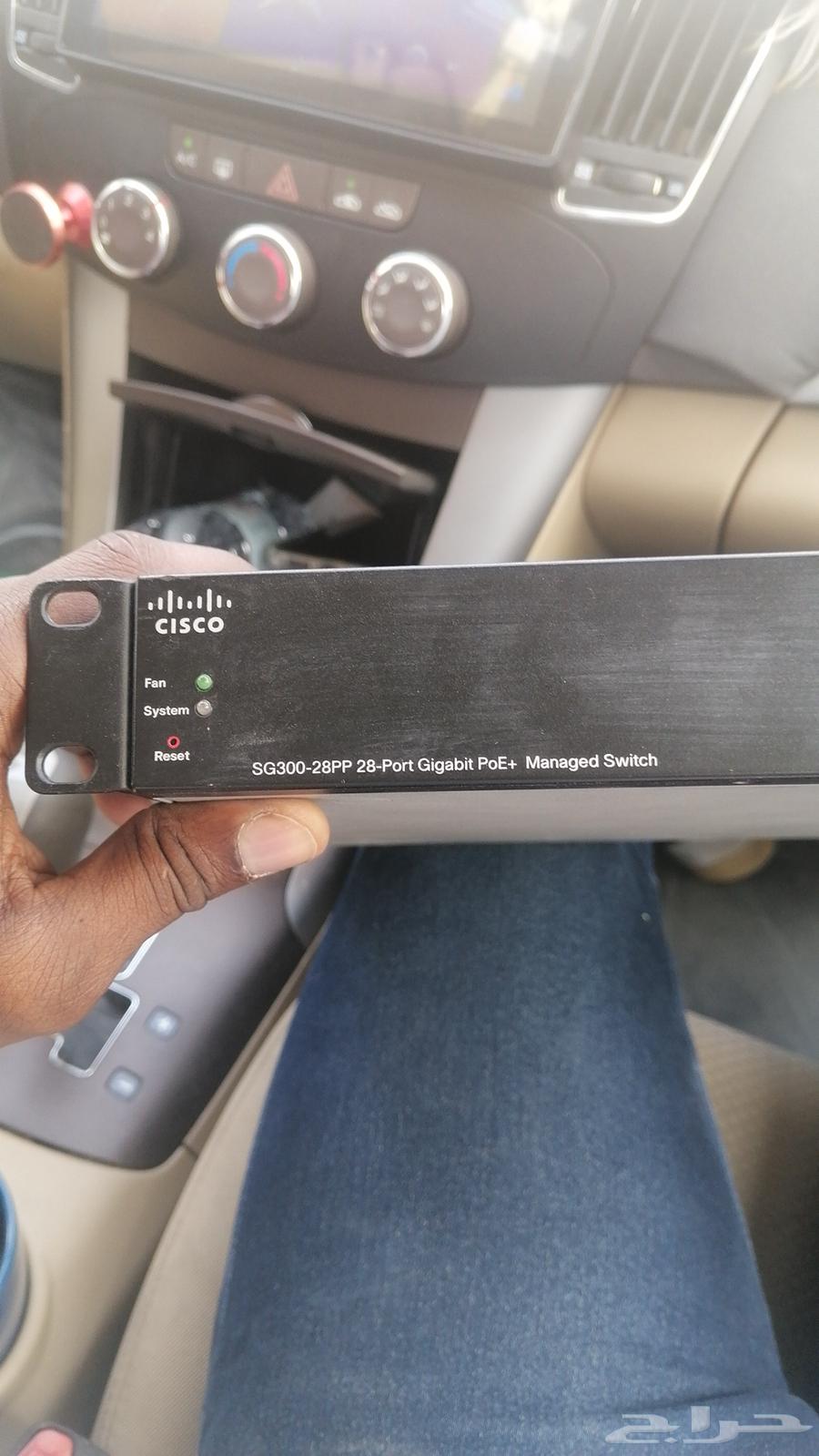 سويت شات clsco اتنين حبه   حبه D-Link حبه تلفون ثابت63772326070274114