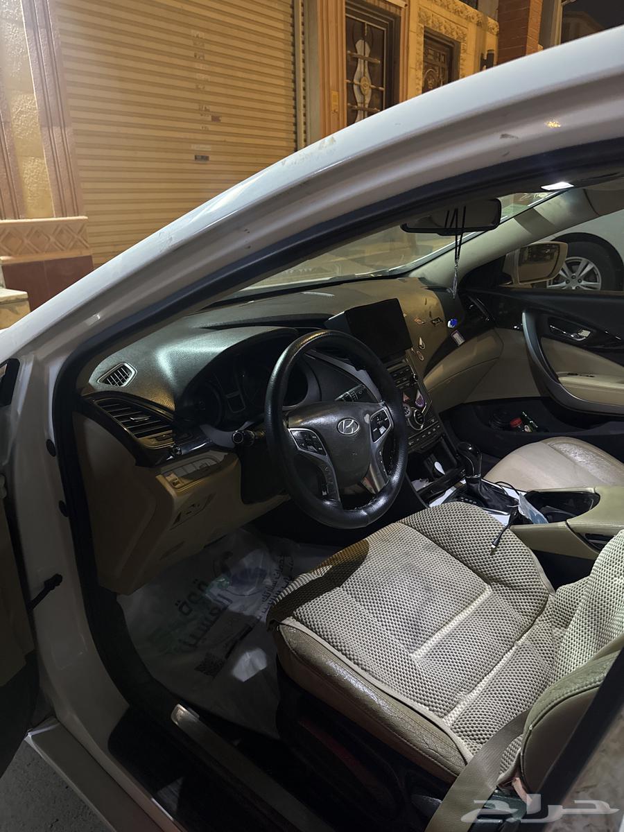 Azera 16 Body Text63618045188867114