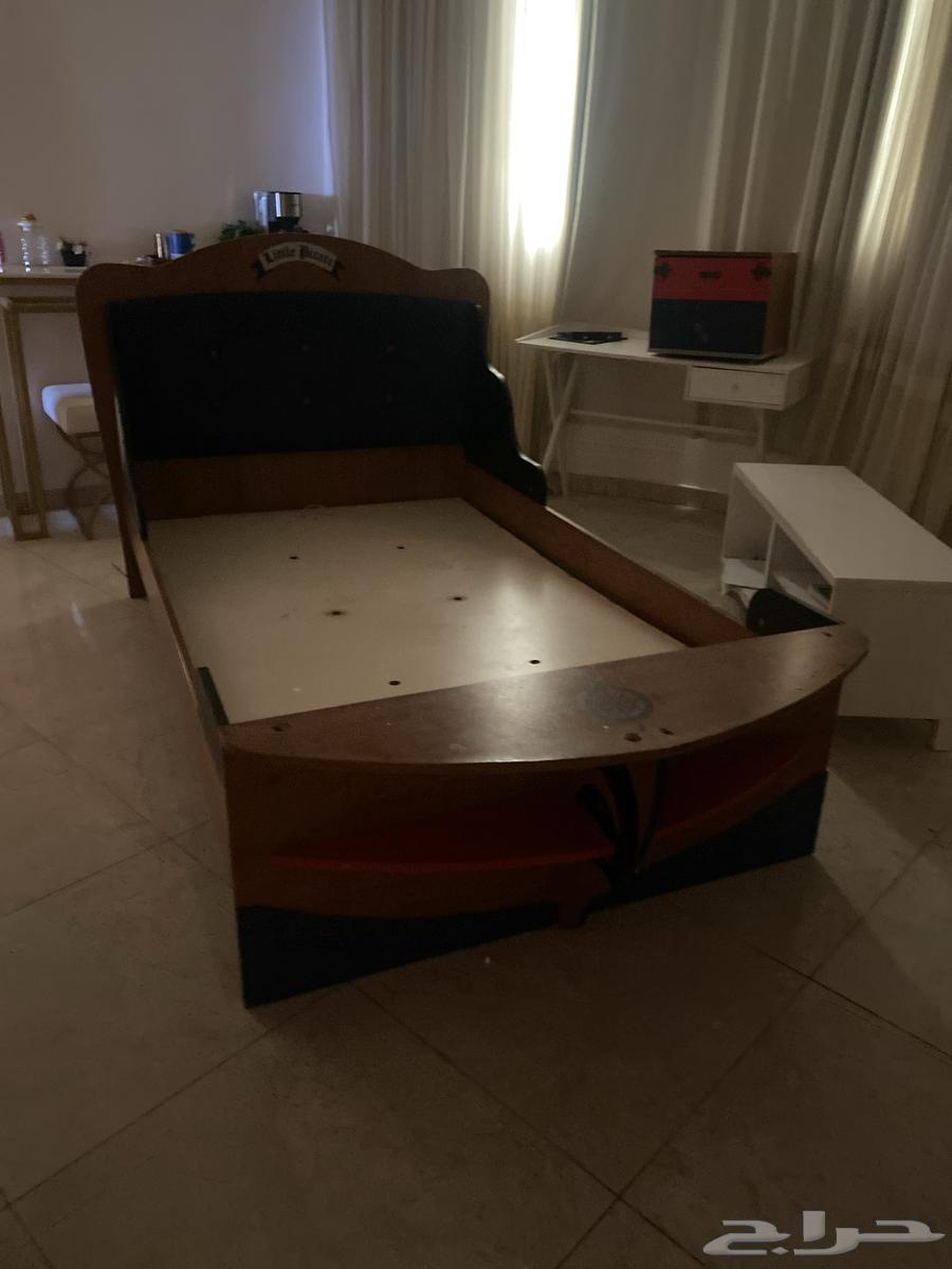 Bed, wardrobe, and chest of drawers used from Home Center63768127085313110