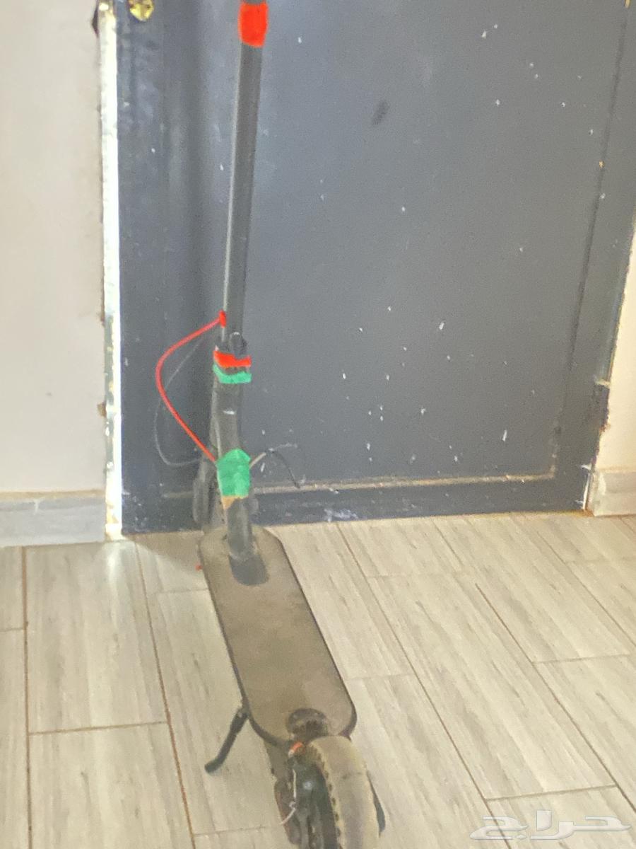Almost new scooter, used for 4 days, has registration but I don't know how to operate it63768318147458112