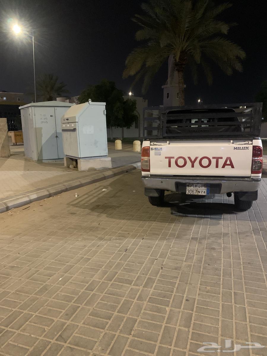 Toyota Hilux Double Cab for sale, need rear fender, external paint job63904635658881113