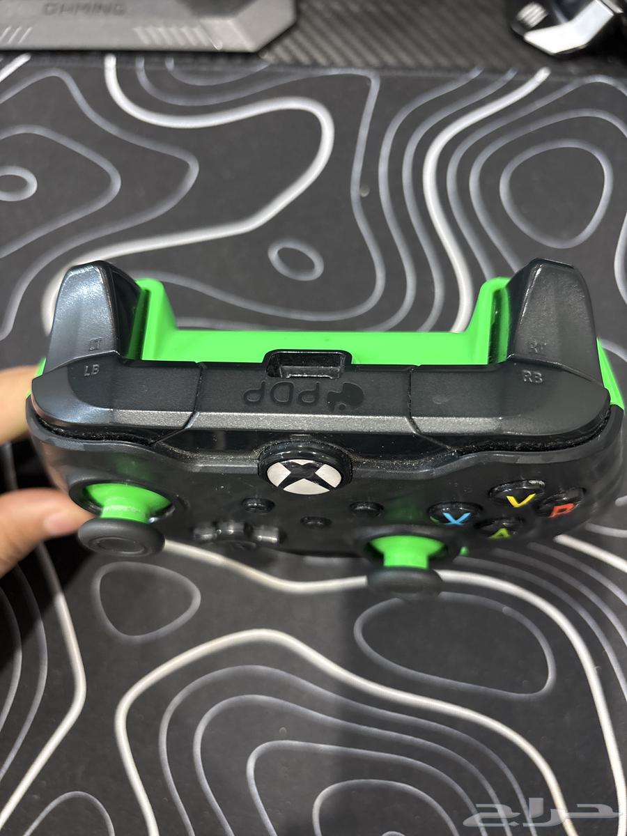 Xbox controller63763853470977110