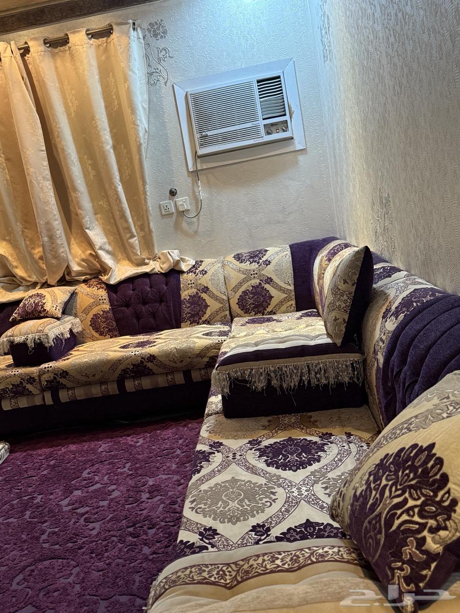 كنب نظيف (بنفسجي وبيج )63768621656835112