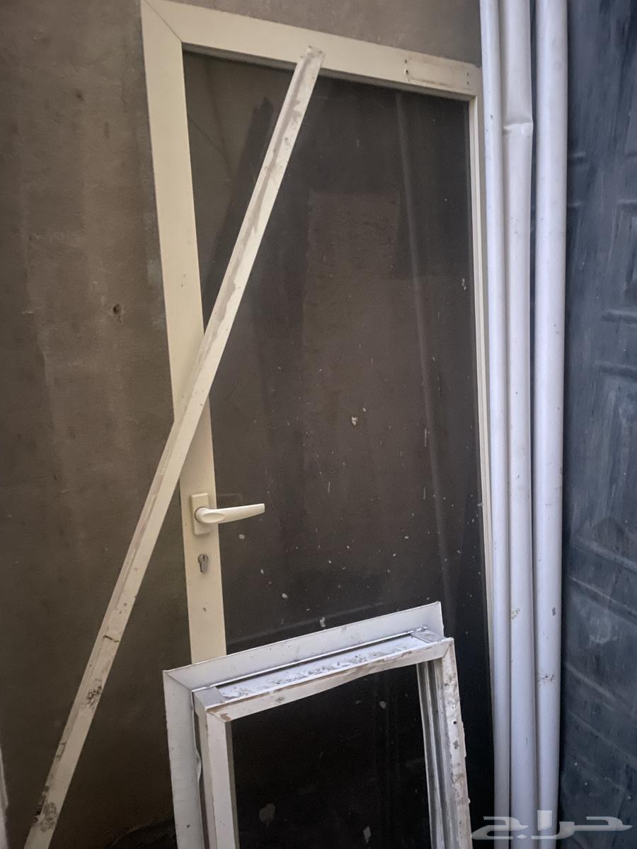 واجهة قزاز مع باب المنيوم63772932903554113