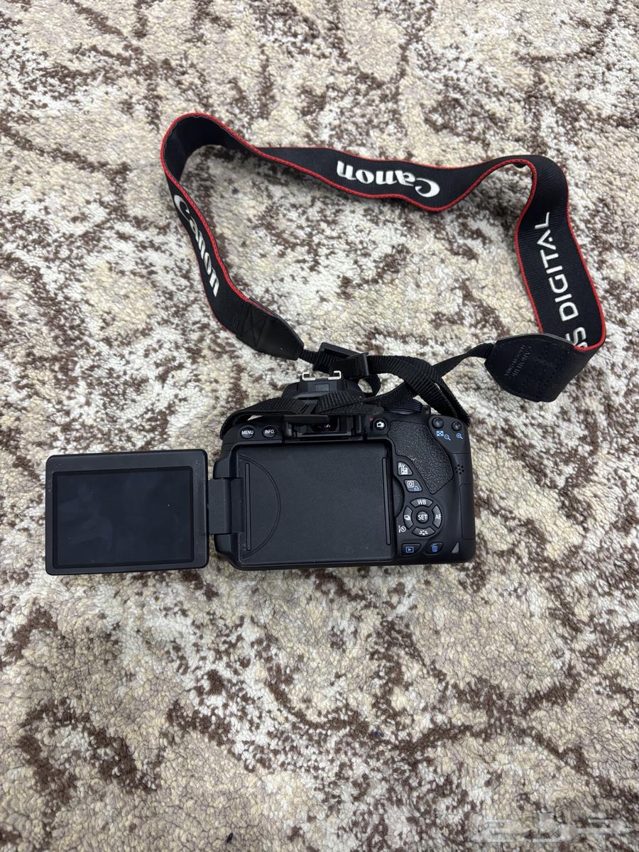 Canon EOS 700D Camera63768519939329111