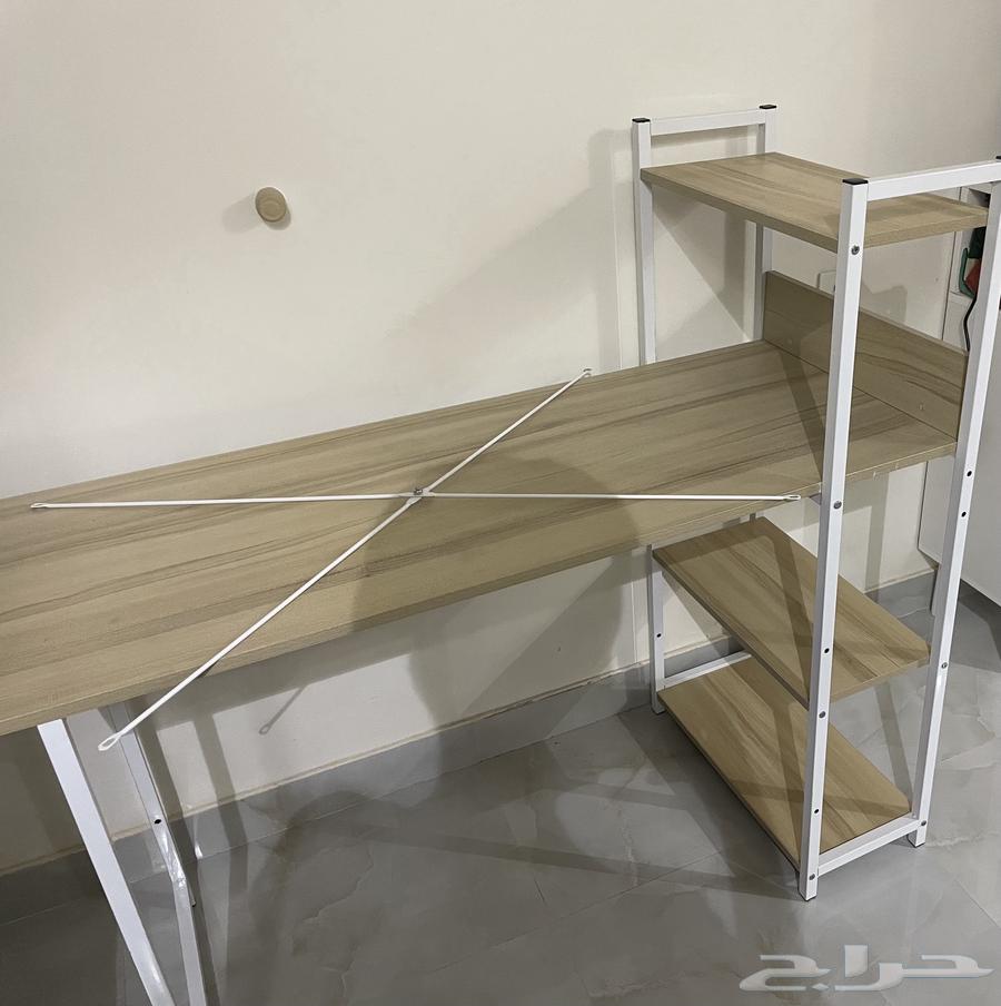 A new table with all screws included and installation tool63773031865219112