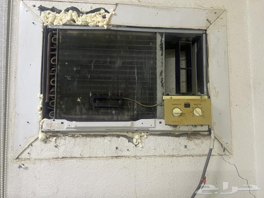 مكيف1.5 وفريزر عدد 2 كبير وصغير للبيع شرط تبريد وثلج63772323966979111