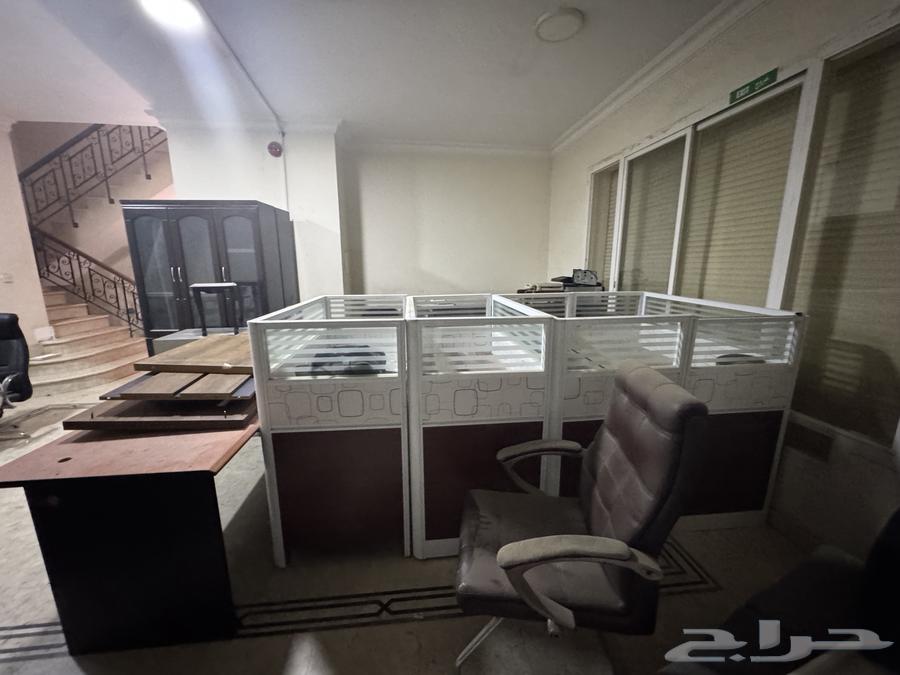 اثاث مكتبي وكنب للبيع حطه حي المنار63767535363201114