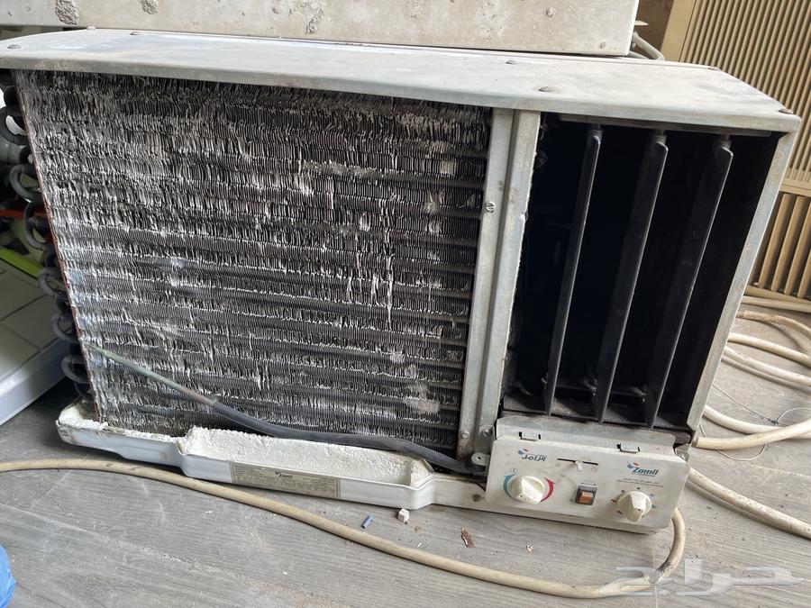 للبيع مكيف شباك وثلاجه كبيره63765553435266110