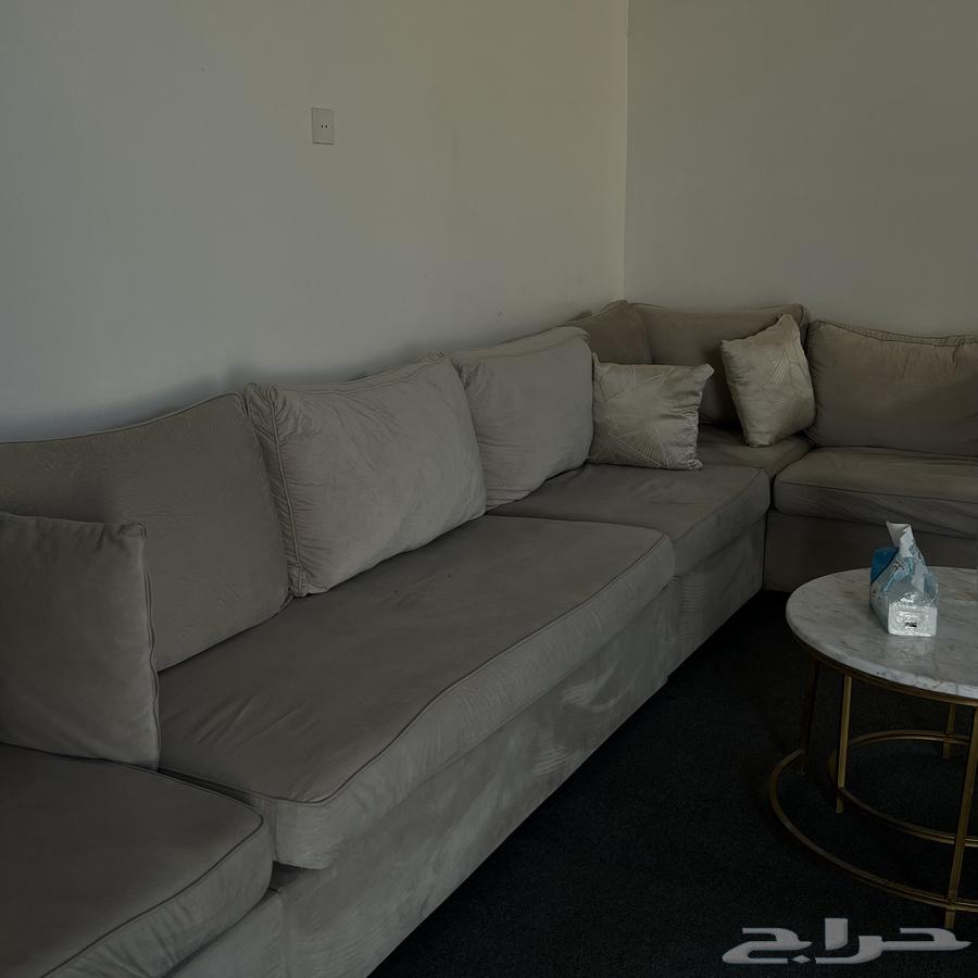 Sofa for sale, clean, used for 30 days63769424066307112