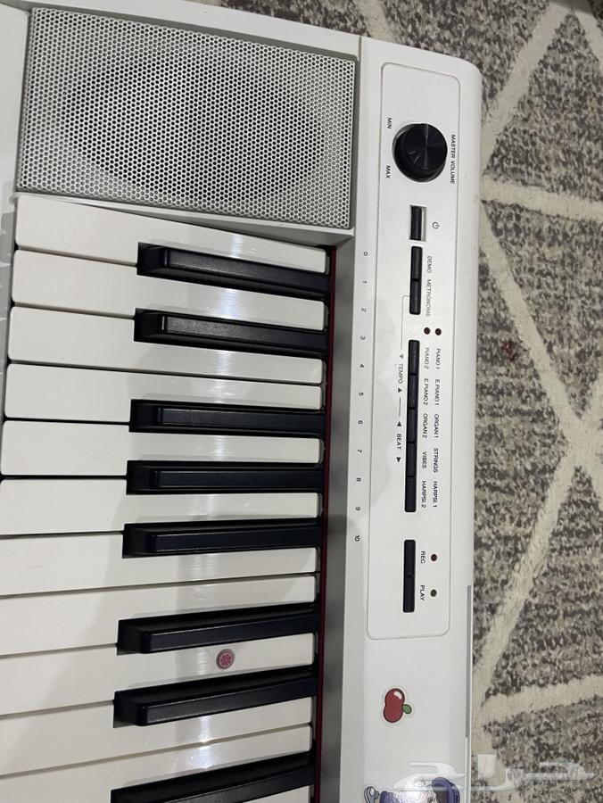 بيانو من شركة YAMAHA نضيف للبيع للجاد63763361918849111