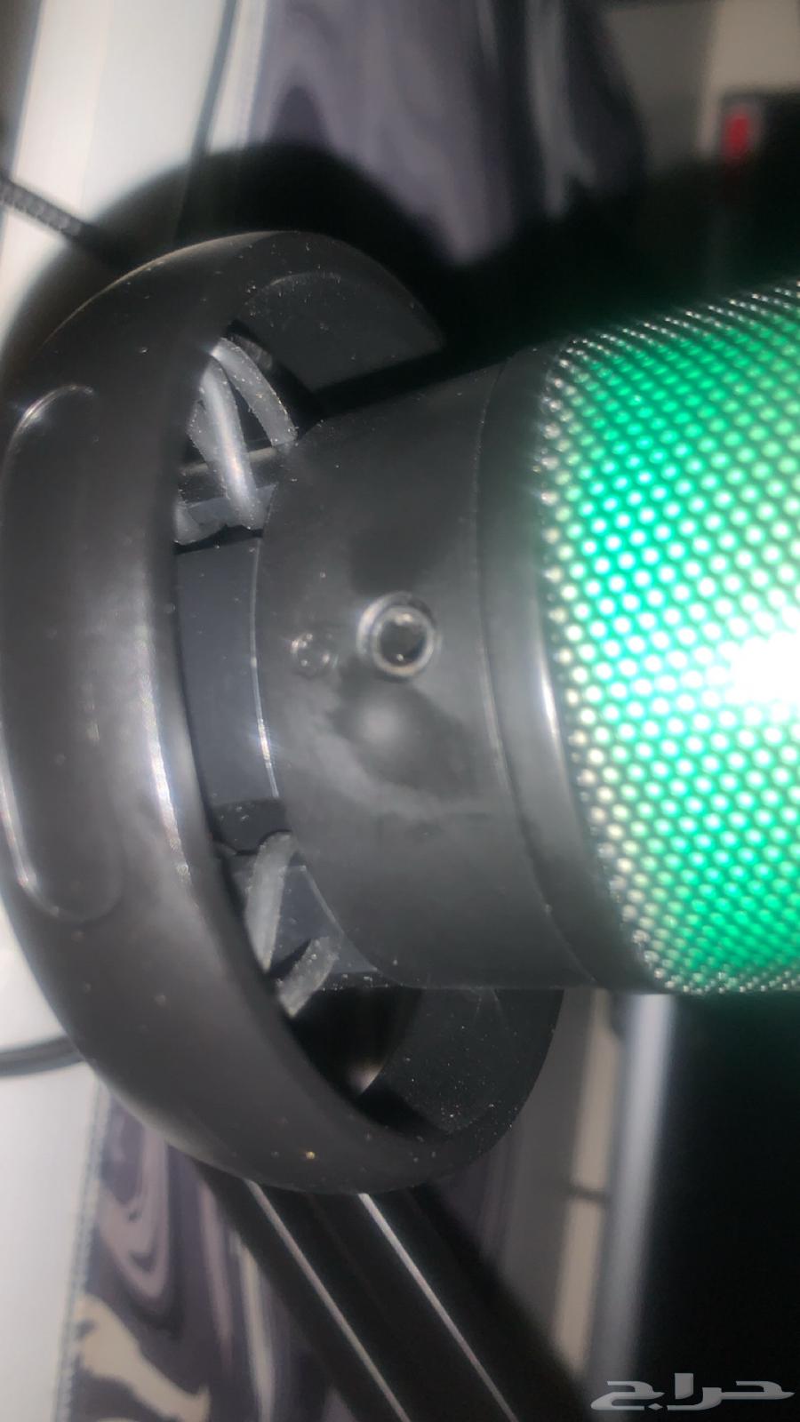 New microphone, used less than a week, selling due to financial need, with box63775000728321111