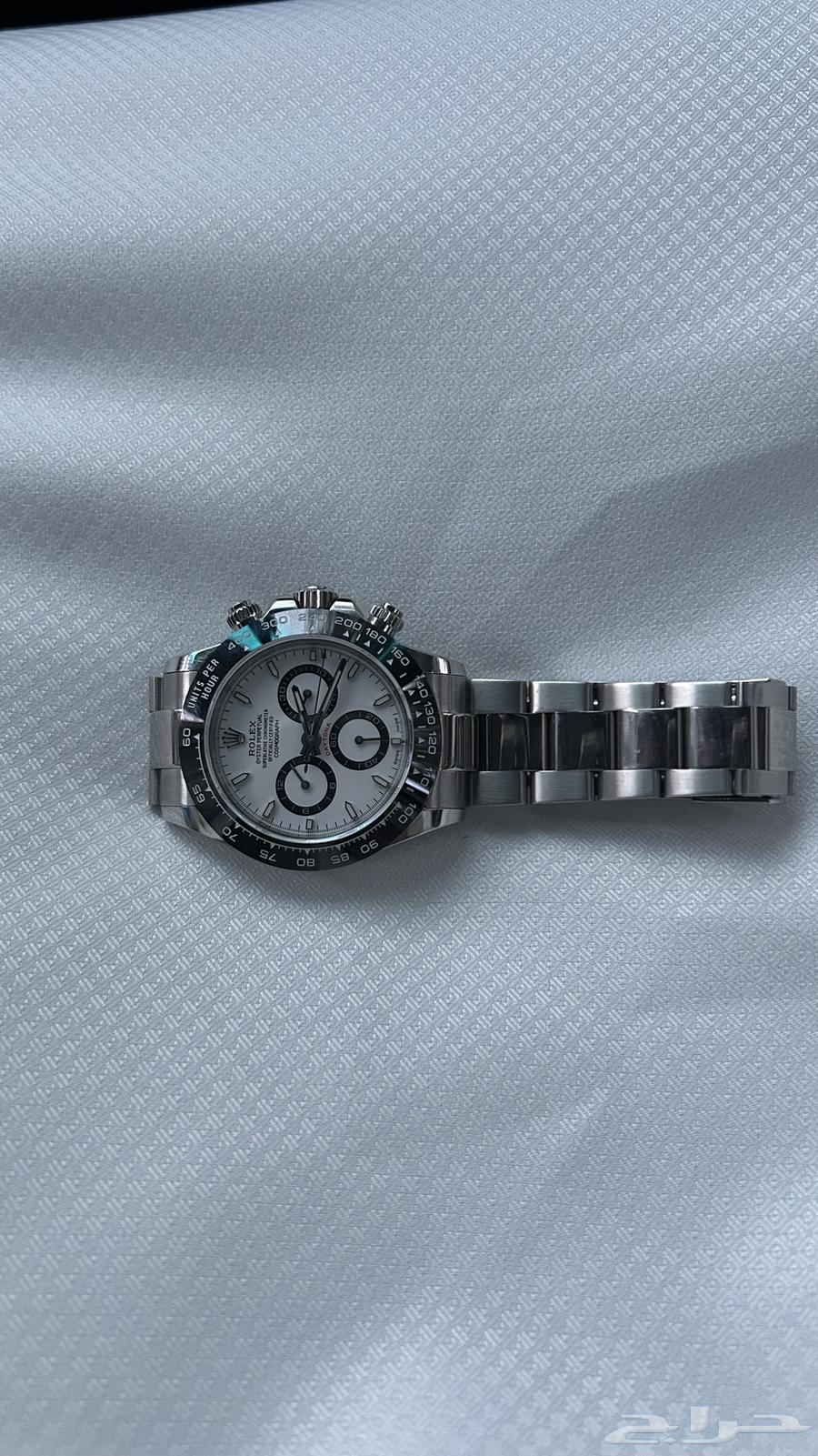 An authentic Rolex watch in perfect condition, one of the most luxurious and highest quality watches63783289635329112