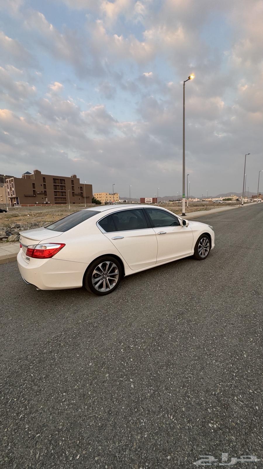 اكورد V6 201463916449783553112