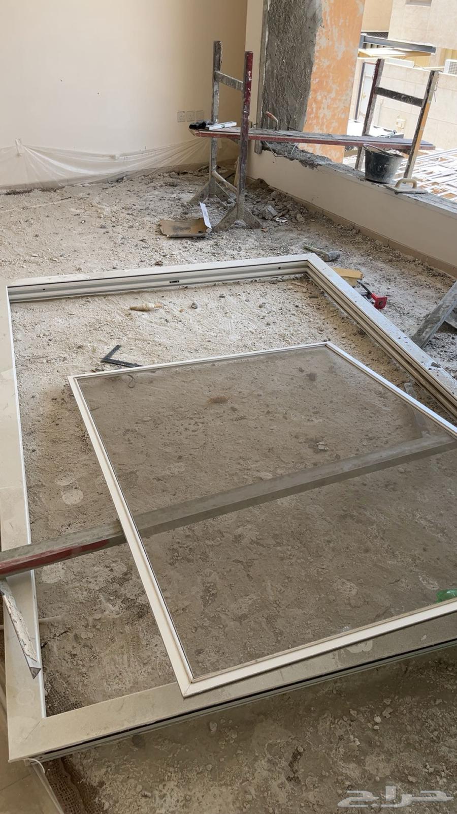 للبيع دريشة زجاج دبل قلاس عازل مع شبك قص ليزر63779481633921112