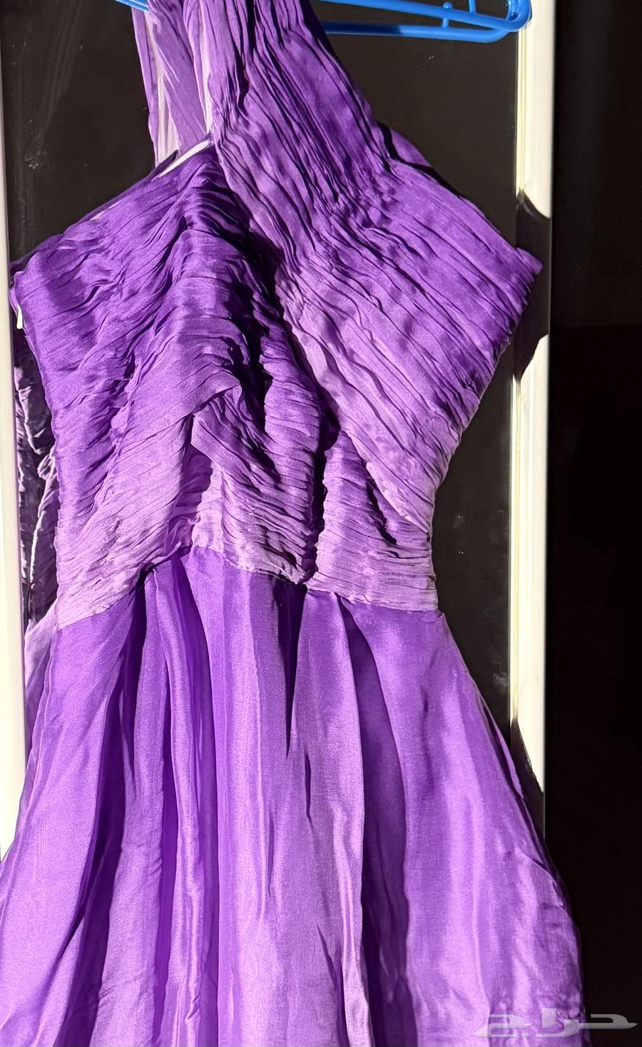 Dress63779068538370110