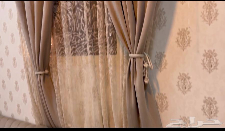 Assisted room with curtains and tables, 16 meters, clean63782199073281113