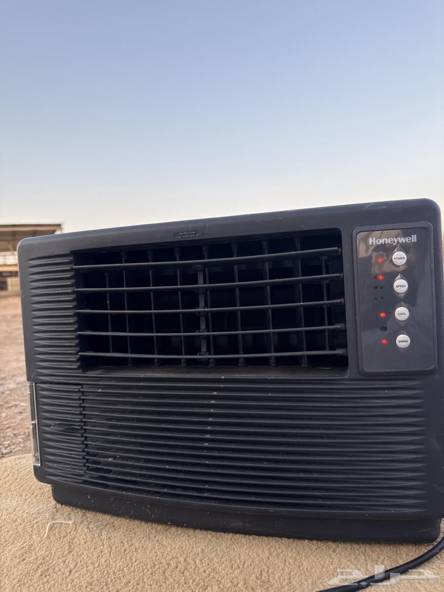 Small-sized desert cooler suitable for desert trips63783289604609112