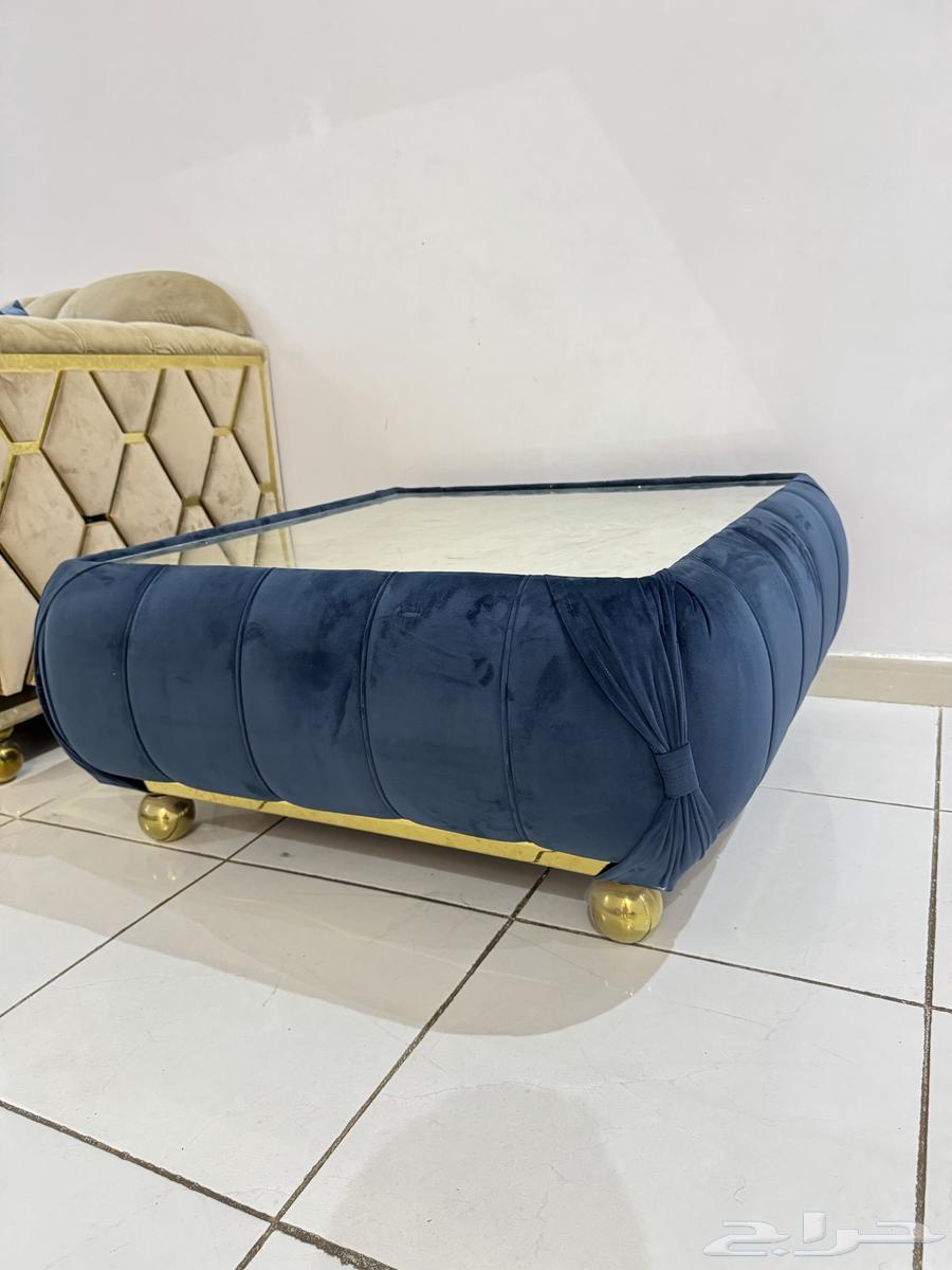 طاولة كنب للبيع63781184371587110