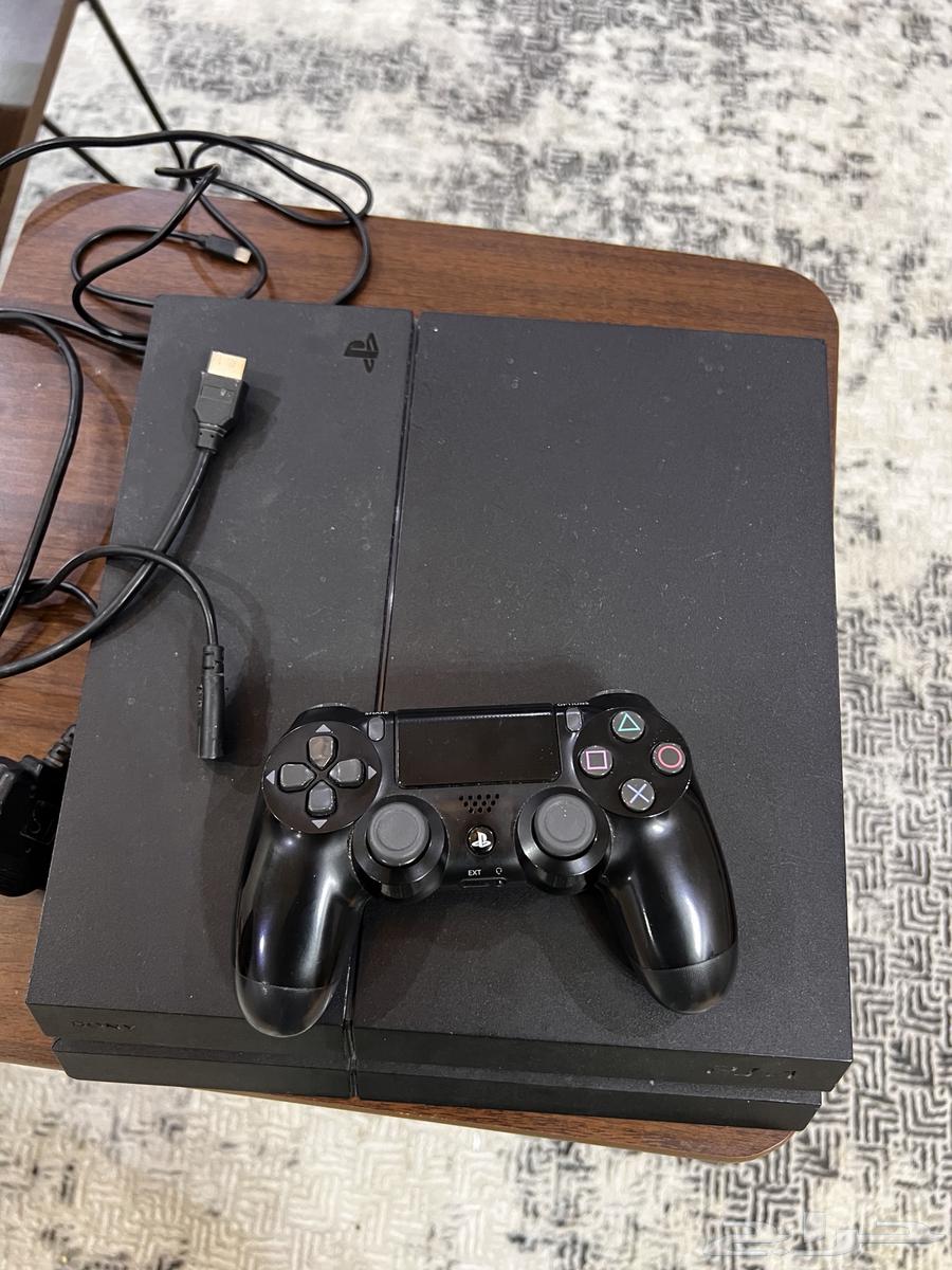 Sony 4 working with controller and cable63775795610113113