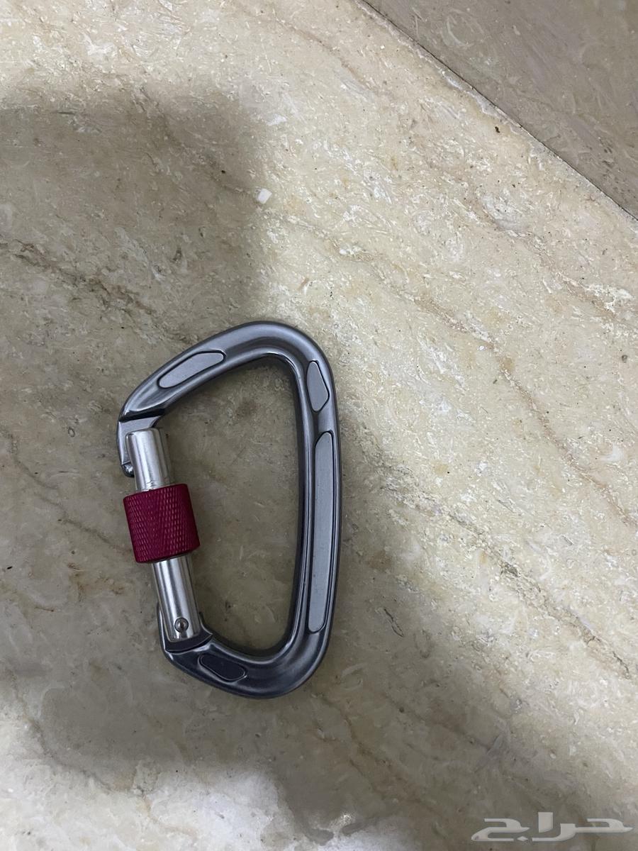 مشبك حلقية تسلق63784916195843110