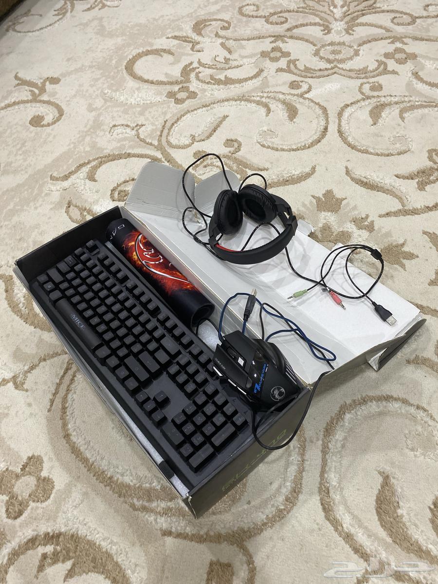 Mouse and keyboard with headphones and mouse pad price 10063775697298563110