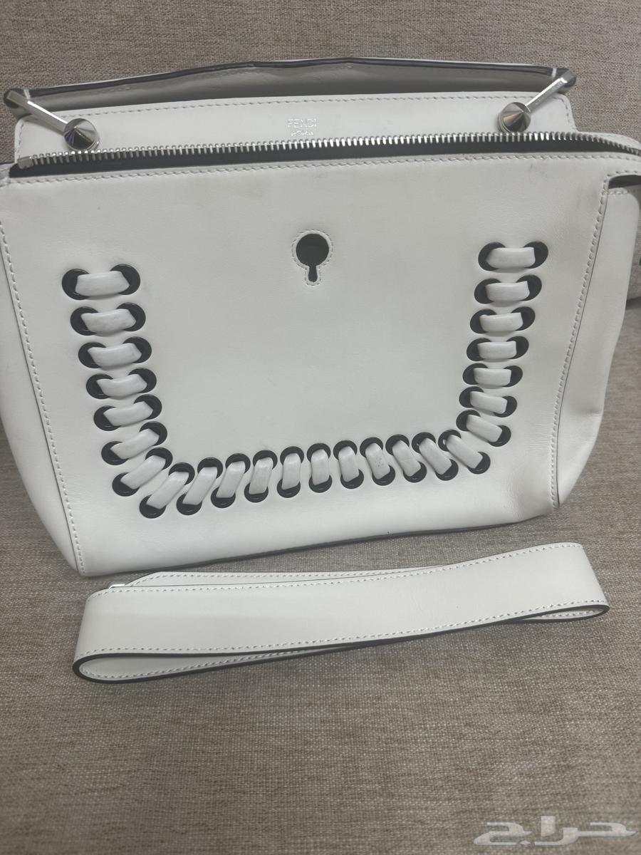 فندي شنطه نسائيه اصليه ماركه63780222056577110