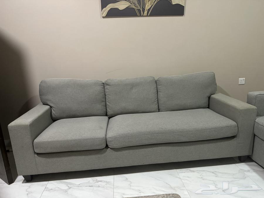 Dark blue sofa like the one in the picture, and a second gray one, all in good condition63778536409601113