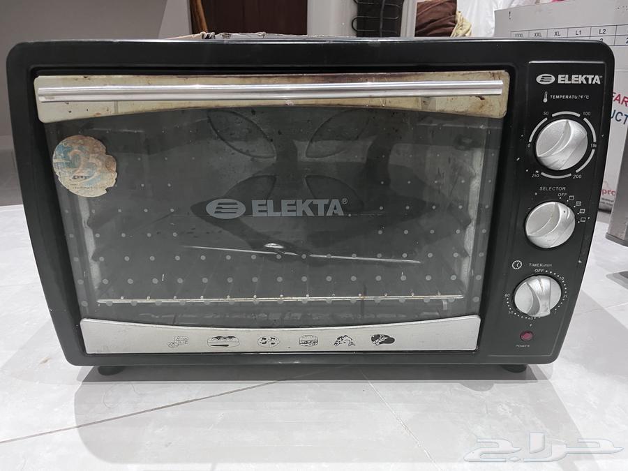 ثلاجة للبيع من شركة هيتاشي شبه جديدة مافيها63776808240259113